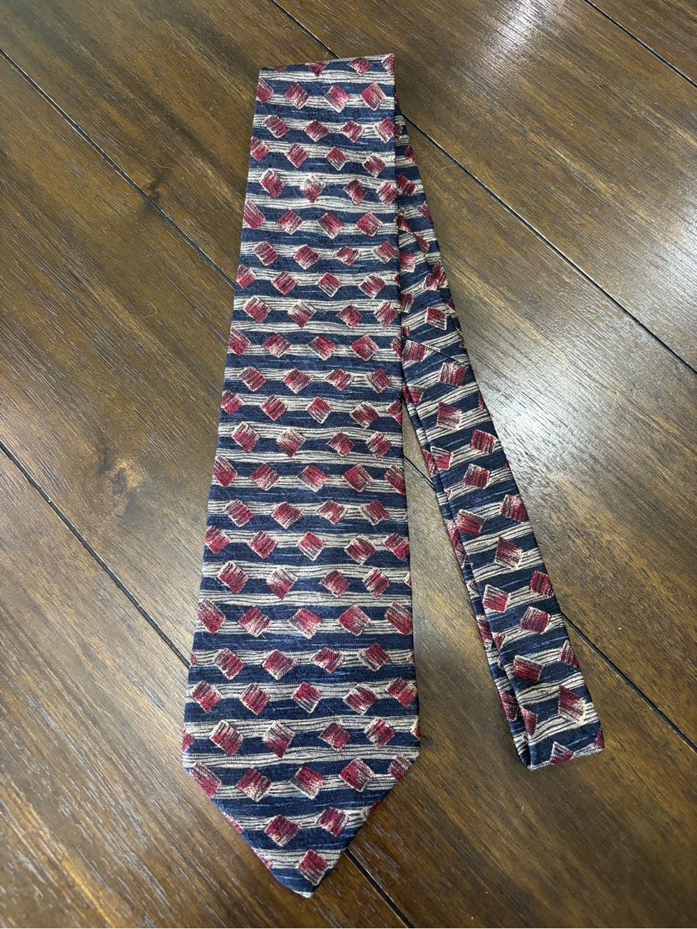 Bugatti 100% Italian Silk Geometric Necktie Navy Burgundy Made in USA